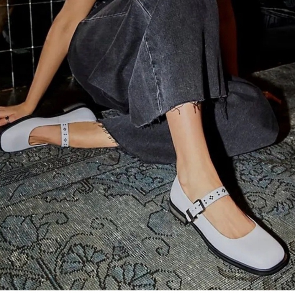 Free People Rumor Mary Janes Classic Shoes White Leather Size 6.5